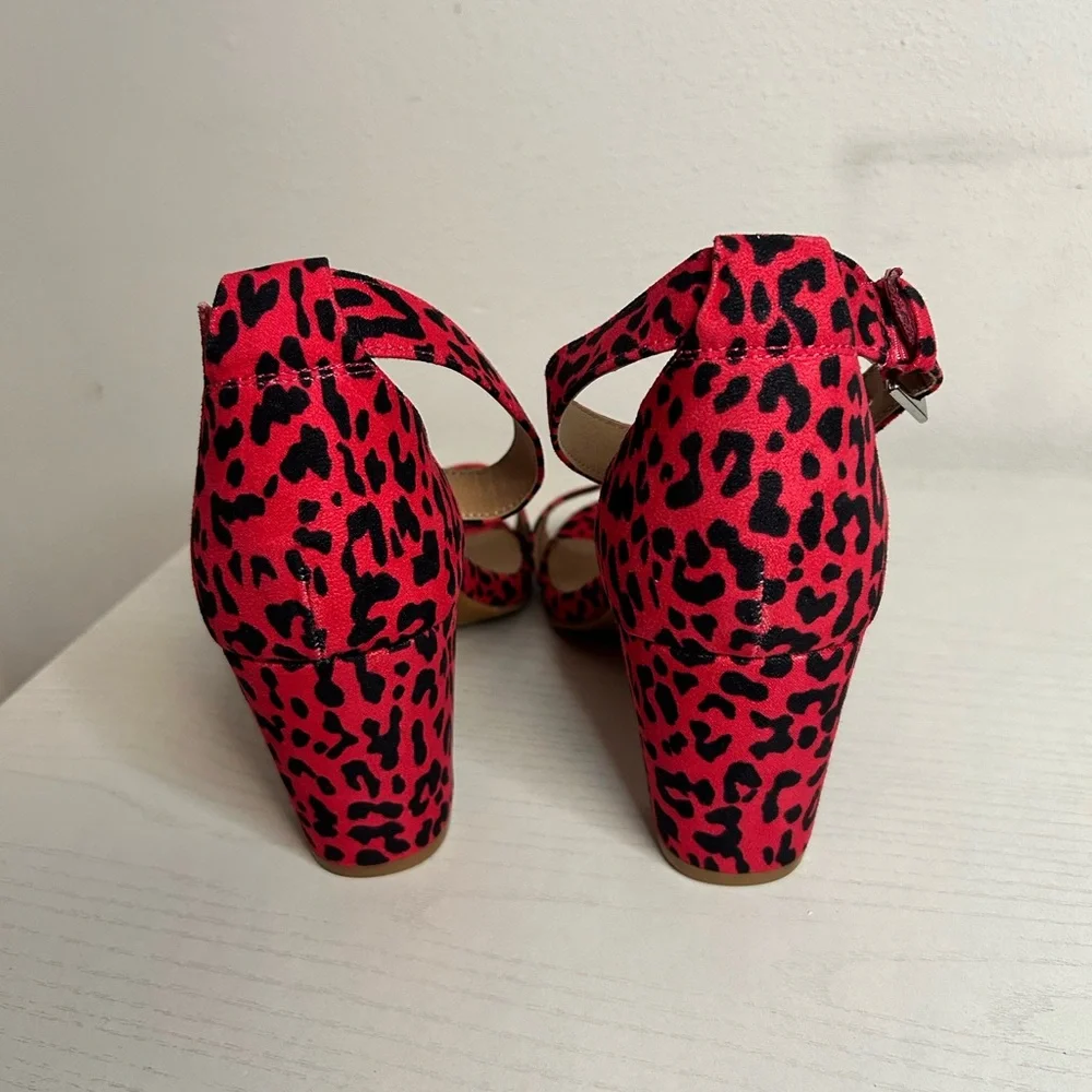 Torrid hot pink leopard heels - Picture 3 of 5